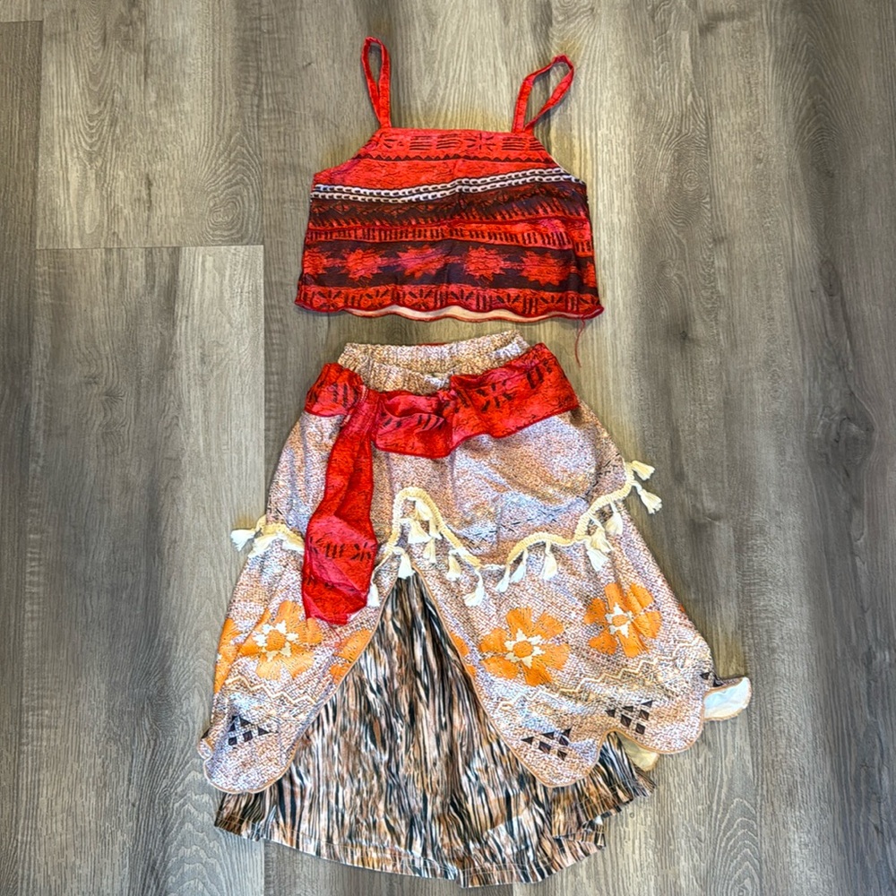 Moana two piece costume - Picture 2 of 2